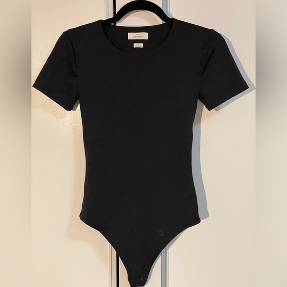 Babaton Contour Crew Shortsleeve Bodysuit - Picture 7 of 10